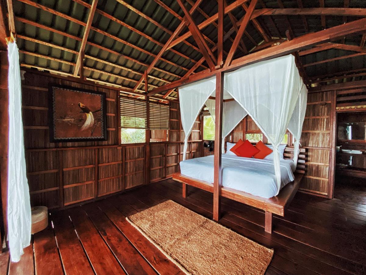 Raja Ampat Eco Lodge Tapokreng Bagian luar foto