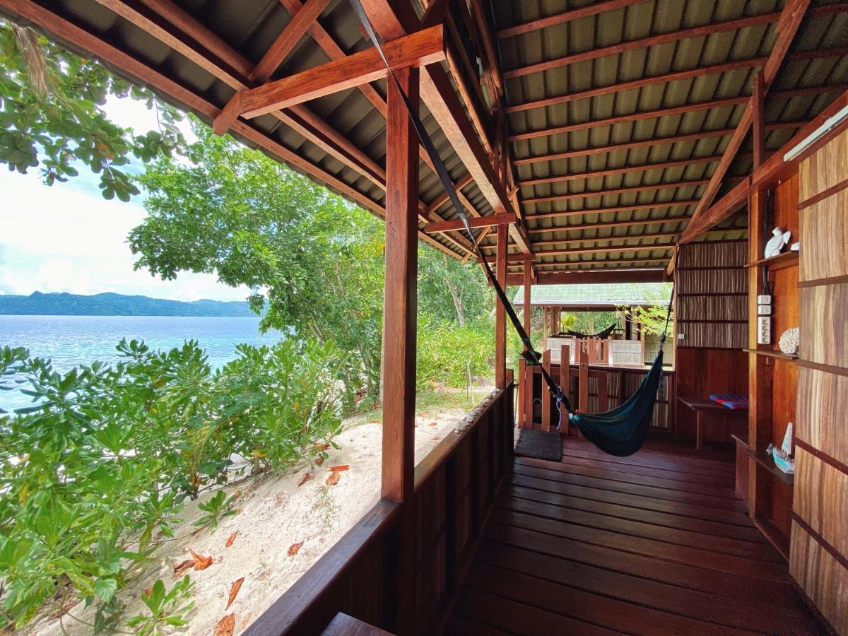 Raja Ampat Eco Lodge Tapokreng Bagian luar foto